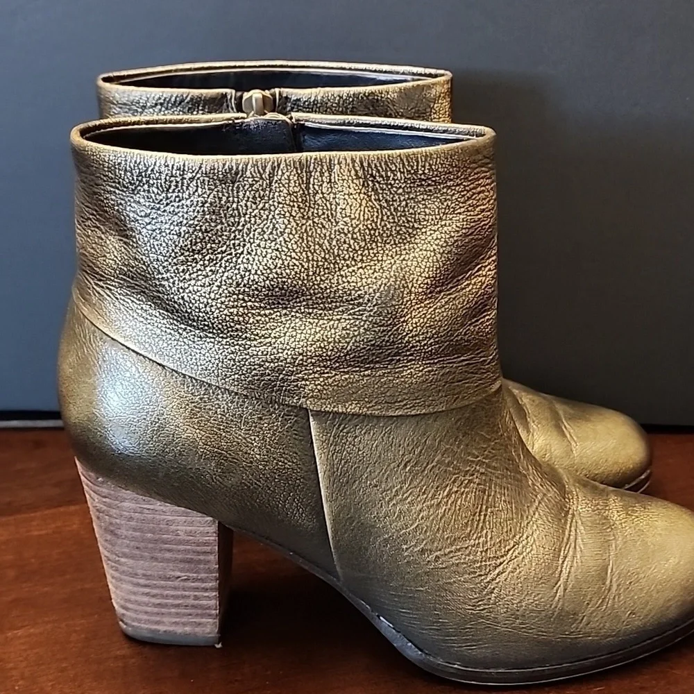 Cole Haan Nike Air Metallic boots Size 7B